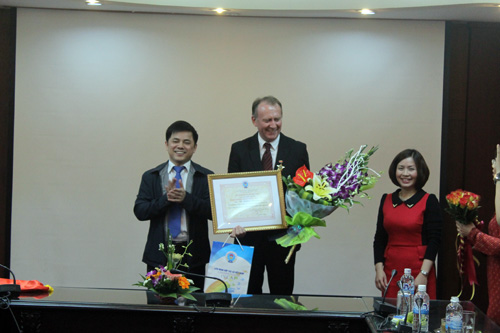 trao ky niem chuong 1